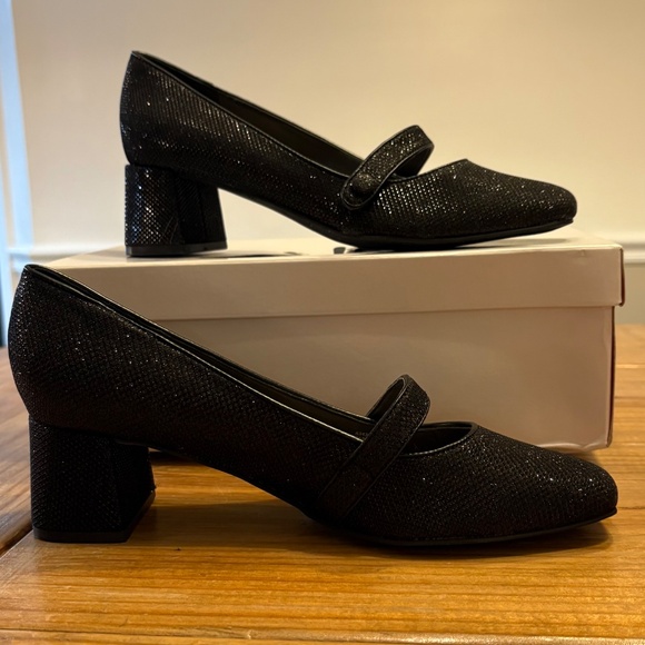 Isaac Mizrahi Mary Jane glitter pump - Picture 3 of 4